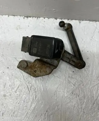 BMW 5 E60 E61 Front height sensor lever 1093697