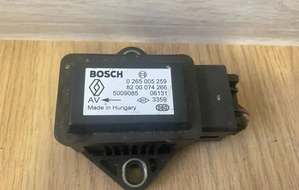Renault Megane II ESP acceleration yaw rate sensor 8200074266 0265005259 5009085