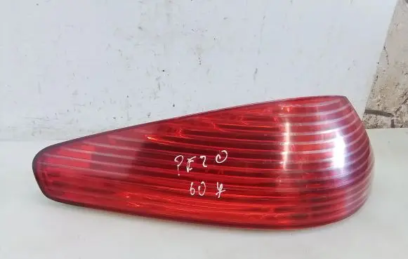 Peugeot 607 Rear/tail lights