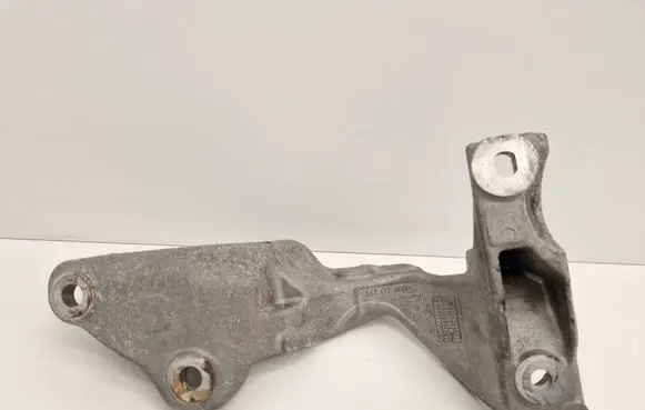 Renault Scenic III - Grand scenic III Engine mounting bracket 147177968R