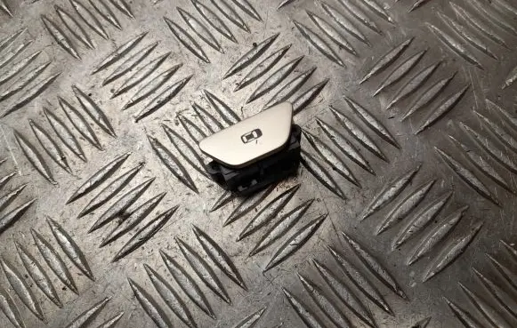 Central locking switch button