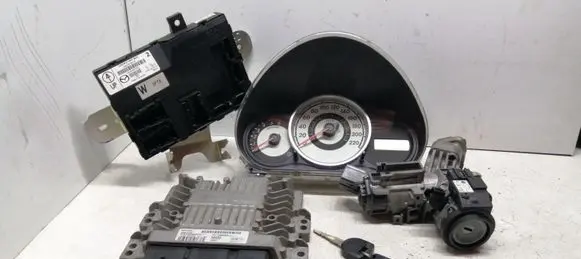 Mazda 2 Engine ECU kit and lock set 8V2112A650CD