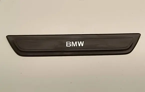 BMW X3 F25 Side skirt front trim 7205597