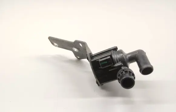 Volvo XC40 Electric auxiliary coolant/water pump 32324819