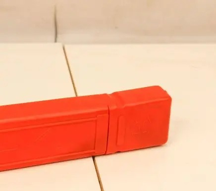 Renault Megane II Tool box E1127R033954