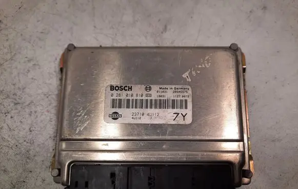 Nissan Almera Tino Engine control unit/module 0281010810 237104U112