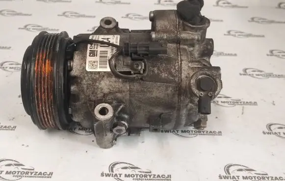 Opel Astra J Air conditioning (A/C) compressor (pump)