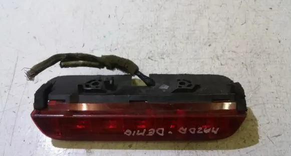 Mazda Demio Third/center stoplight