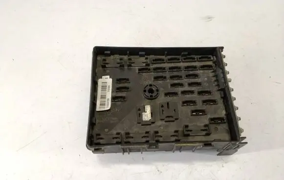 Volkswagen PASSAT B6 Fuse module 3C0937125 63592777