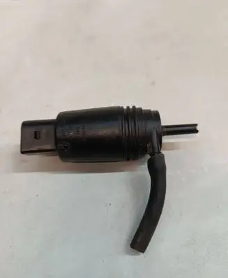 BMW 5 E60 E61 Windscreen/windshield washer pump 67128377612