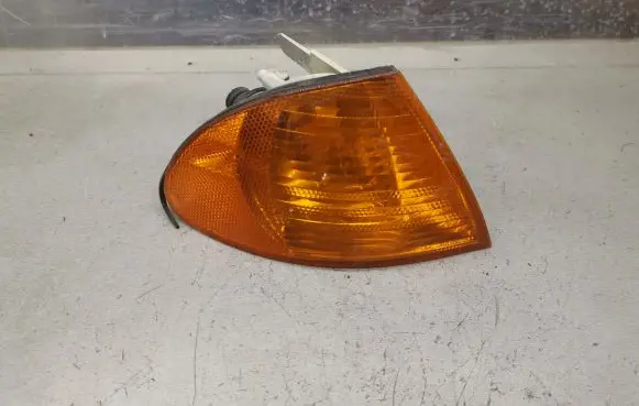 BMW 3 E46 Front indicator light 1315106141