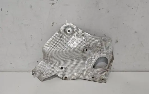 Porsche Cayenne (9Y0 9Y3) Heat shield in engine bay 4M1825643F 4M1825643 95882564300