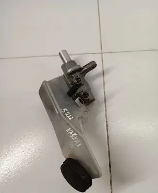 Nissan Qashqai Master brake cylinder 0204724277
