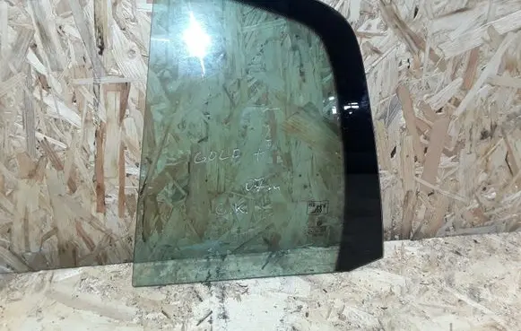 Volkswagen Golf Plus Rear vent window glass 