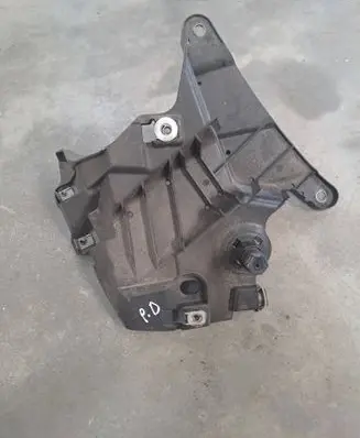 BMW X5 F15 Fender mounting bracket 7294544 10503410