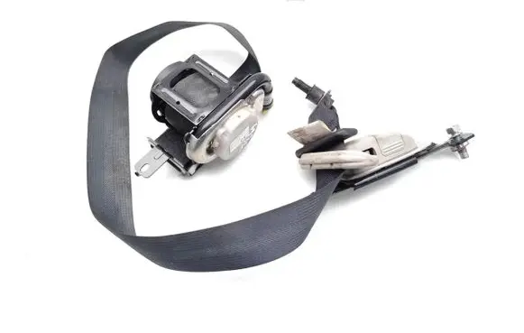 Nissan Pulsar Front seatbelt 627789000B