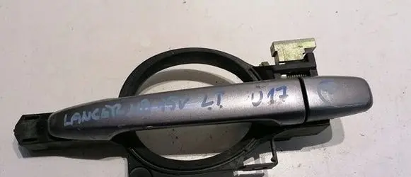 Mitsubishi Lancer VIII Loading door exterior handle/bracket 507878577