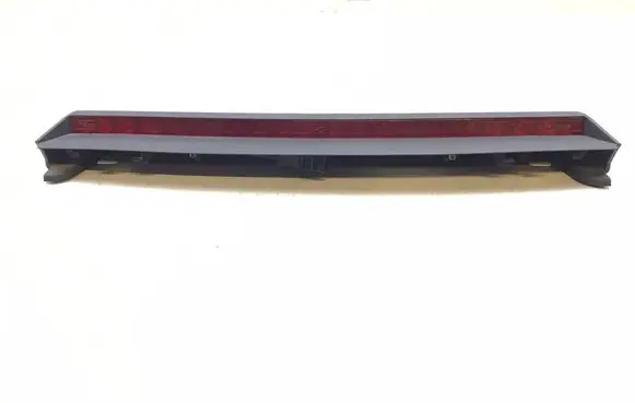 Audi TT Mk1 Third/center stoplight 8N8945097A K3570