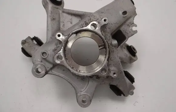 Tesla Model Y Rear wheel hub spindle/knuckle 118841100G