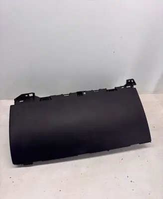 Tesla Model Y Glove box T0532018 108333100A1
