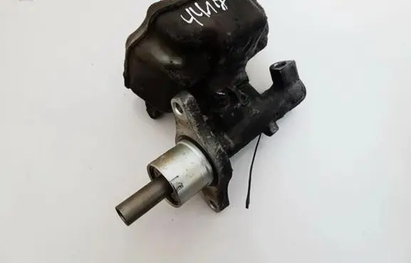 Volkswagen Touran I Master brake cylinder