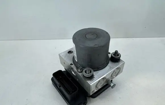 Tesla Model 3 ABS Pump 104474500B