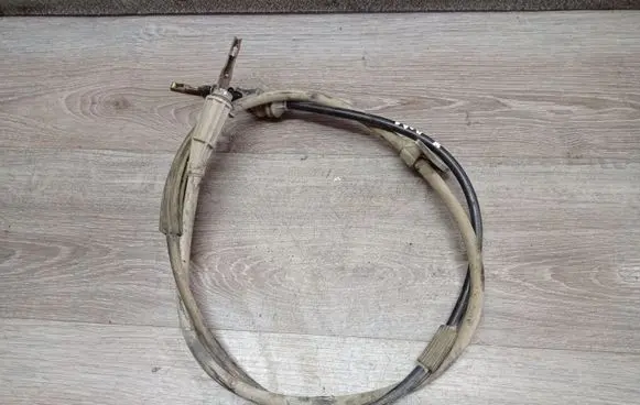 Volvo V70 Handbrake/parking brake wiring cable 