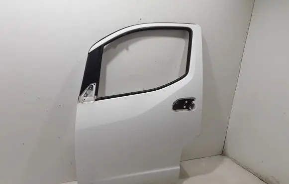 Nissan NV200 Front door H0101BJ3MA