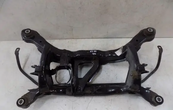 Volvo XC60 Rear axle beam 