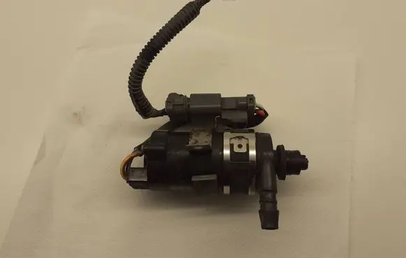 Honda Civic Headlight washer pump 22613