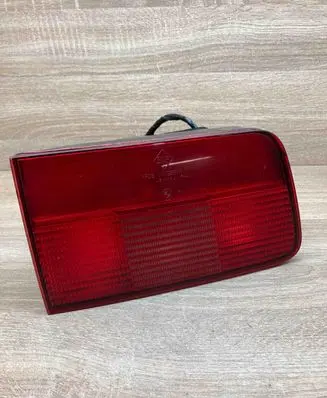 BMW 5 E39 Tailgate rear/tail lights 8371325 WithPlug