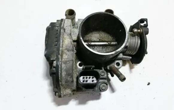 Audi A4 S4 B5 8D Throttle valve 408237210003