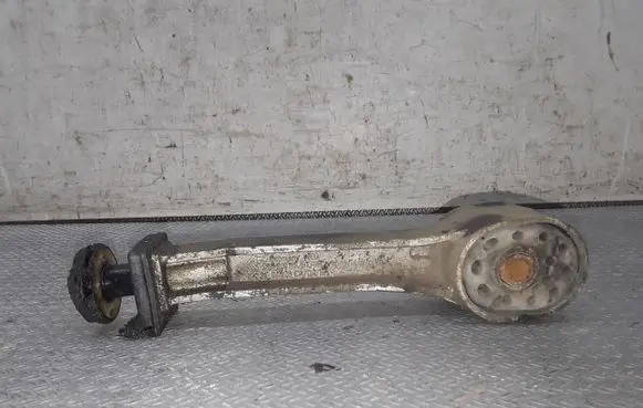 Ford Galaxy Gearbox mount