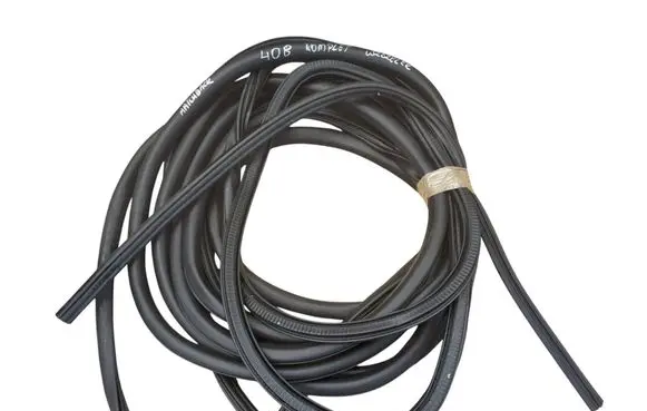 Peugeot 408 P54 Front door rubber seal 
