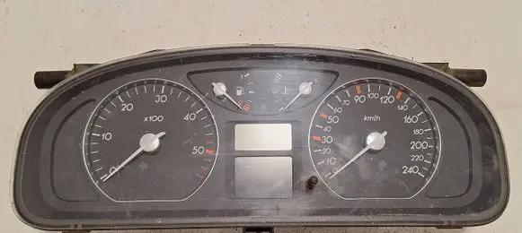 Renault Laguna II Speedometer (instrument cluster) 8200263357 501018880083 6R0RJJ13