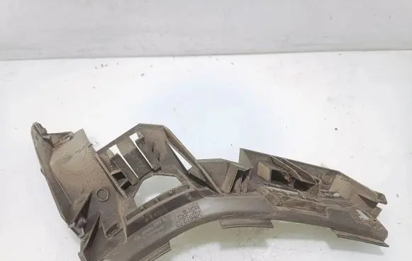 Volkswagen Golf Plus Rear bumper mounting bracket 5M0807393A
