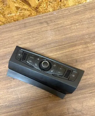 Audi A5 Sportback 8TA Climate control unit 8T1820043AN