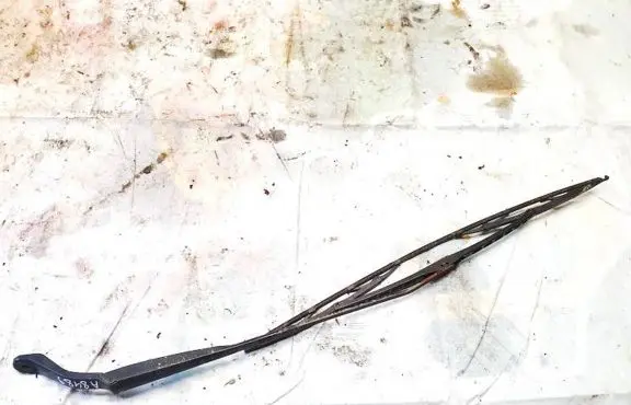 Honda Civic Front wiper blade arm