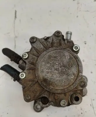 Skoda Octavia Mk2 (1Z) Vacuum pump 03G145209