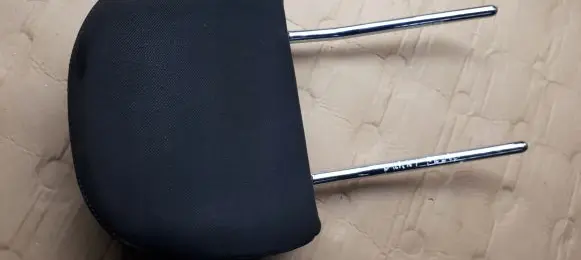 Audi A4 S4 B9 8W Front seat headrest 