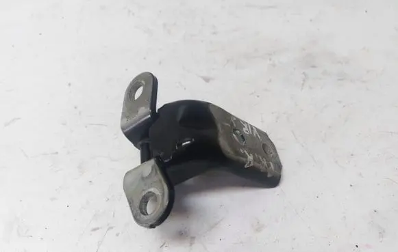 KIA Sorento Front door upper hinge 