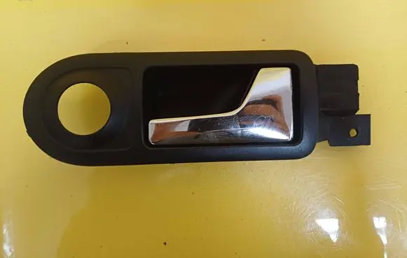 Volkswagen Golf IV Front door interior handle 1J0837114
