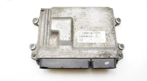 Mazda CX-5 Engine control unit/module SH1A18881S
