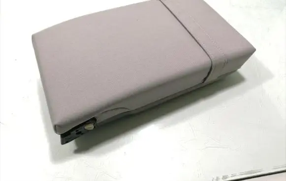 Mercedes-Benz E AMG W211 Armrest A2119701030