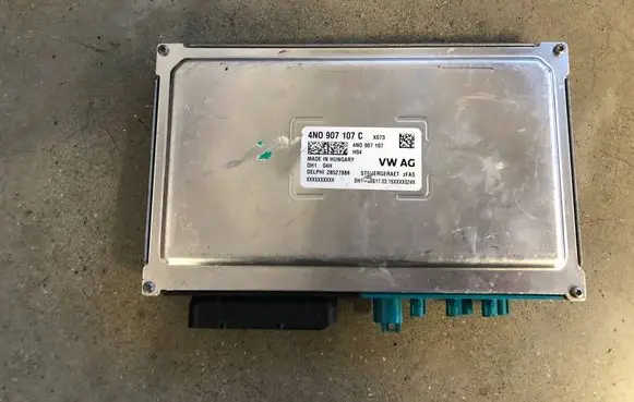 Audi Q7 4M Gateway control module 4N0907107C