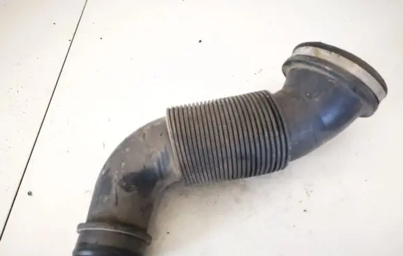Audi A8 S8 D2 4D Air intake hose/pipe 4d0145747