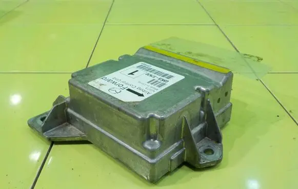 Mazda 6 Airbag control unit/module GMC857K30