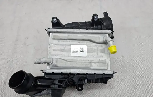 Volvo XC60 Intercooler radiator SPEED8641466 8641466