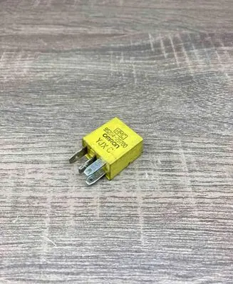 Hyundai Trajet Other relay 9522429700 YJXC