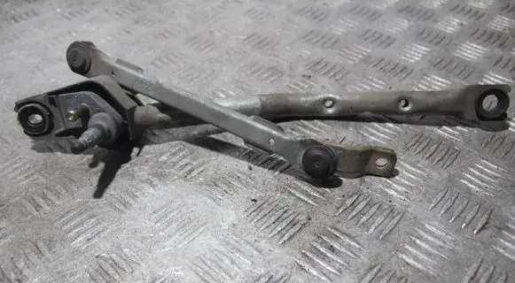 Toyota Aygo AB10 Front wiper linkage 
